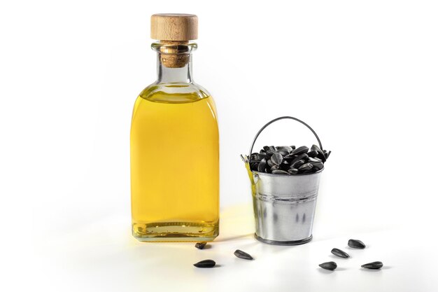 Qu'est-ce que l'huile de nigelle, et pourquoi elle fascine autant ?