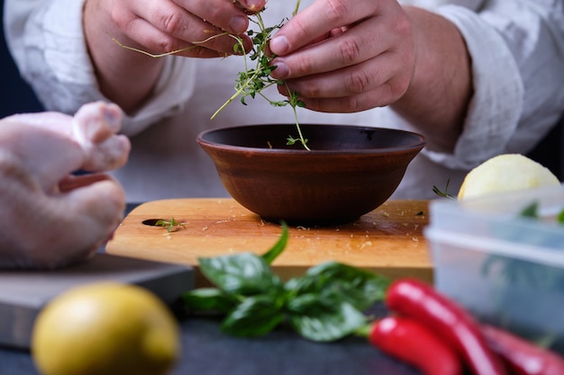 Thym en cuisine : bienfaits et idées recettes