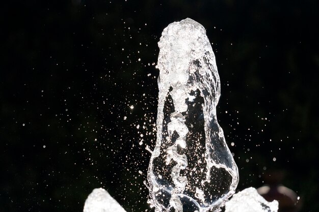 Quels sont les premiers gestes face à une brûlure légère ?