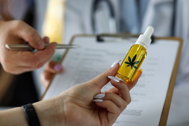 Comment utiliser l'huile essentielle clous de girofle en toute sécurité ?