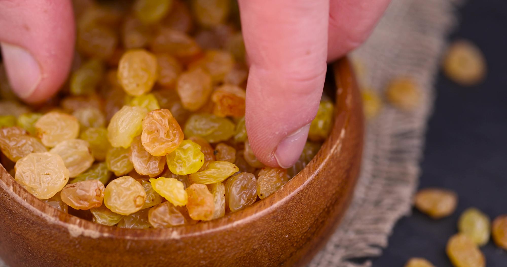 Qu'est-ce qui rend les raisins secs si bénéfiques pour la santé ?