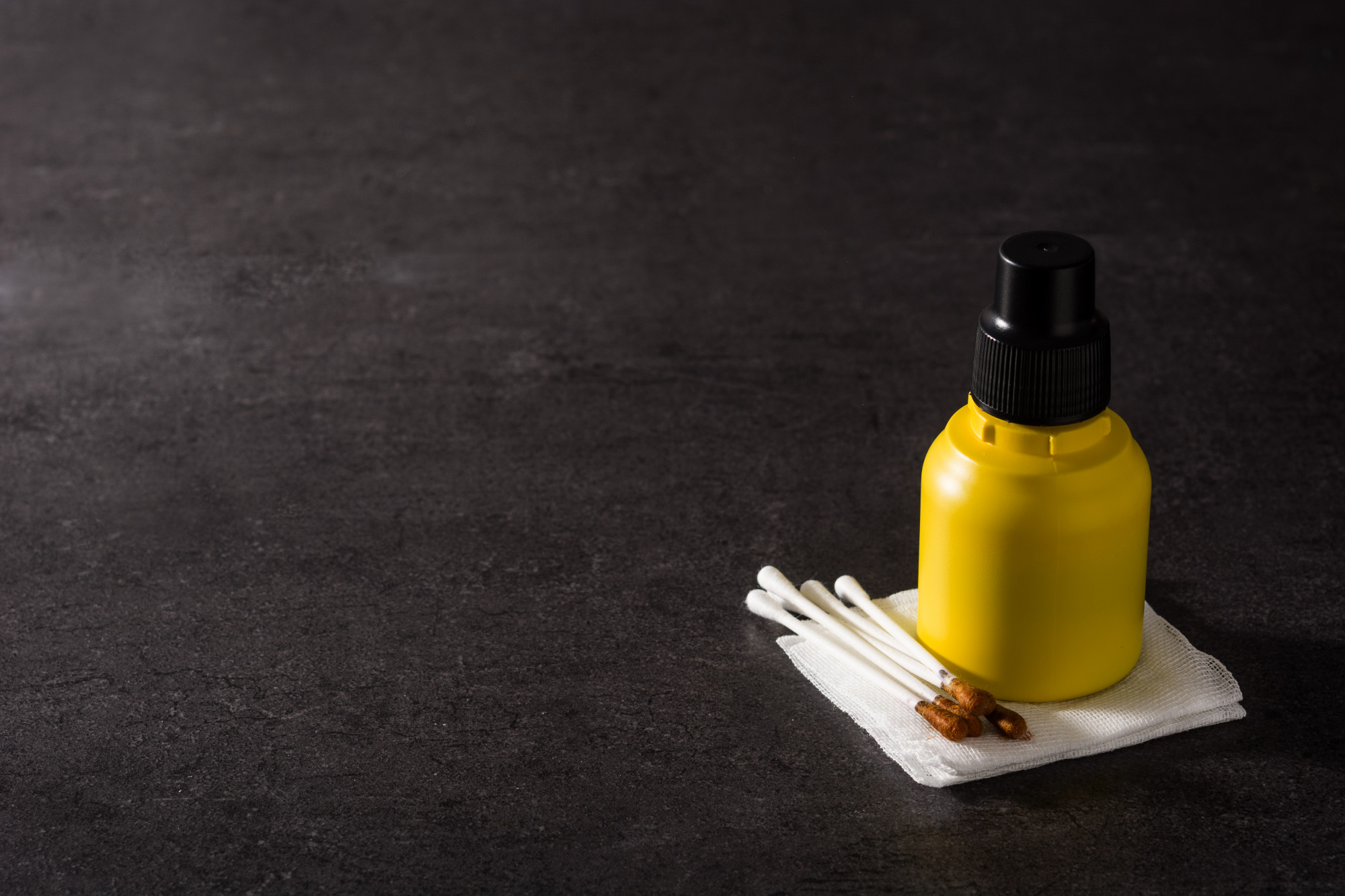 Quelles huiles essentielles sont à éviter sur un coup de soleil ?