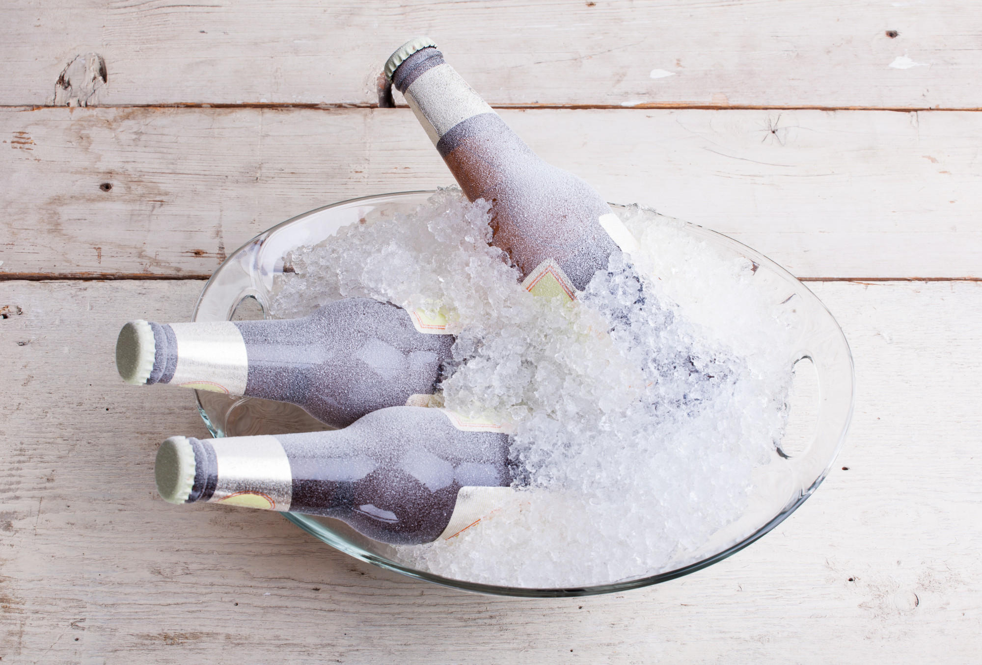 Comment fonctionnent les cristaux de soude et le vinaigre&nbsp;?
