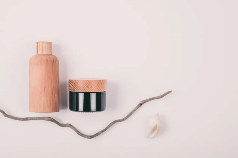 produits cosmétiques minimalistes