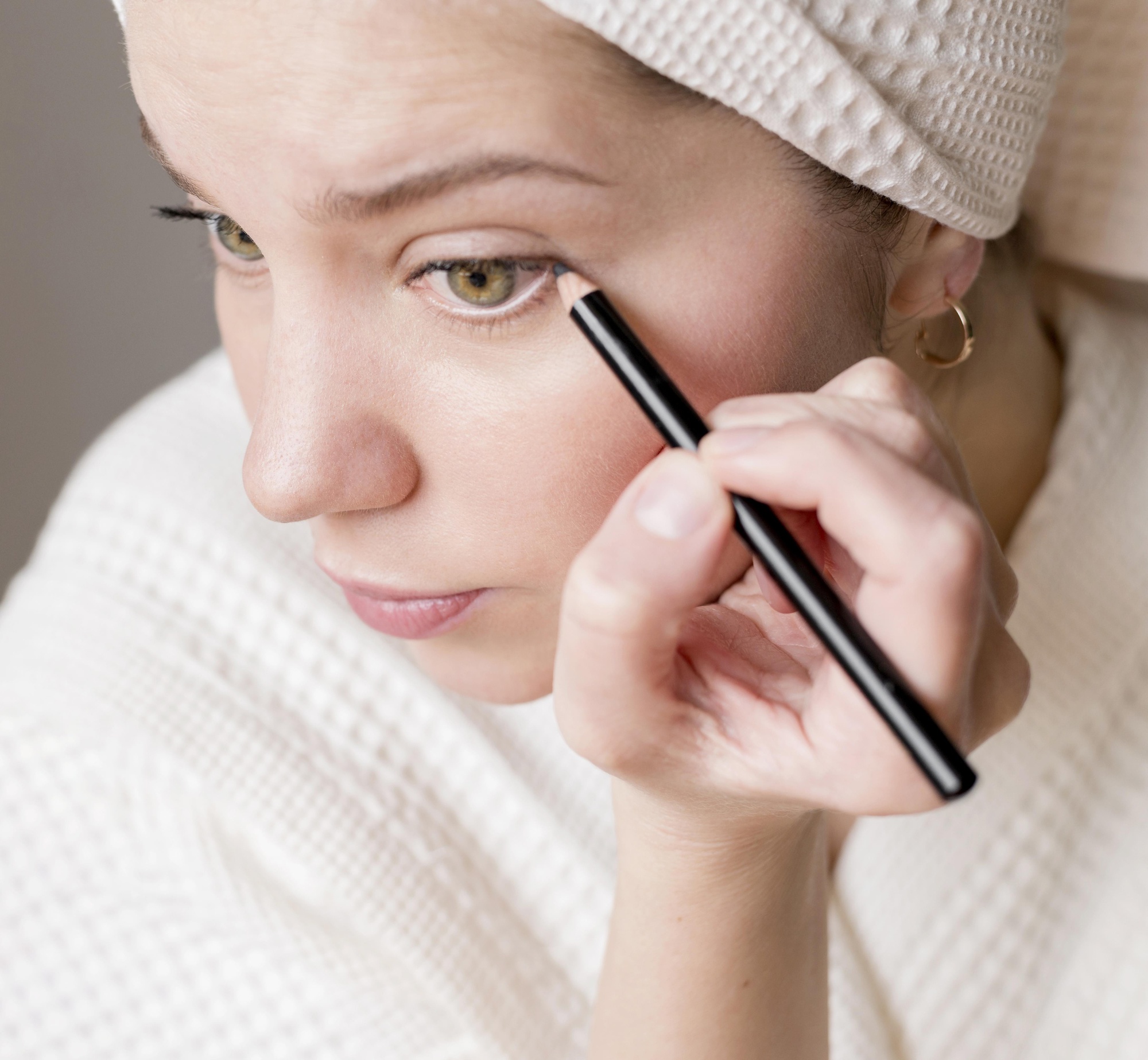 Quel trait d’eye-liner pour sublimer des yeux en amandes ?