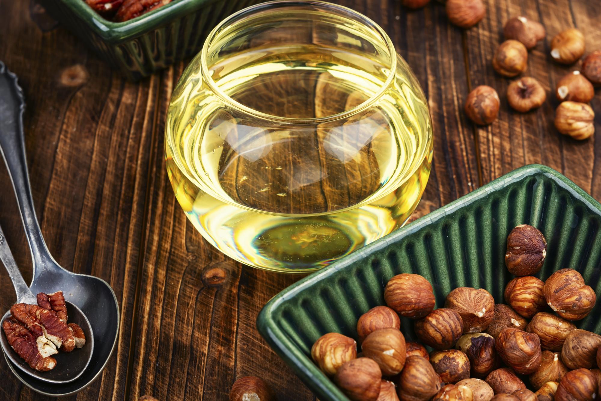Quels sont les bienfaits de l’huile de noisette en cuisine ?