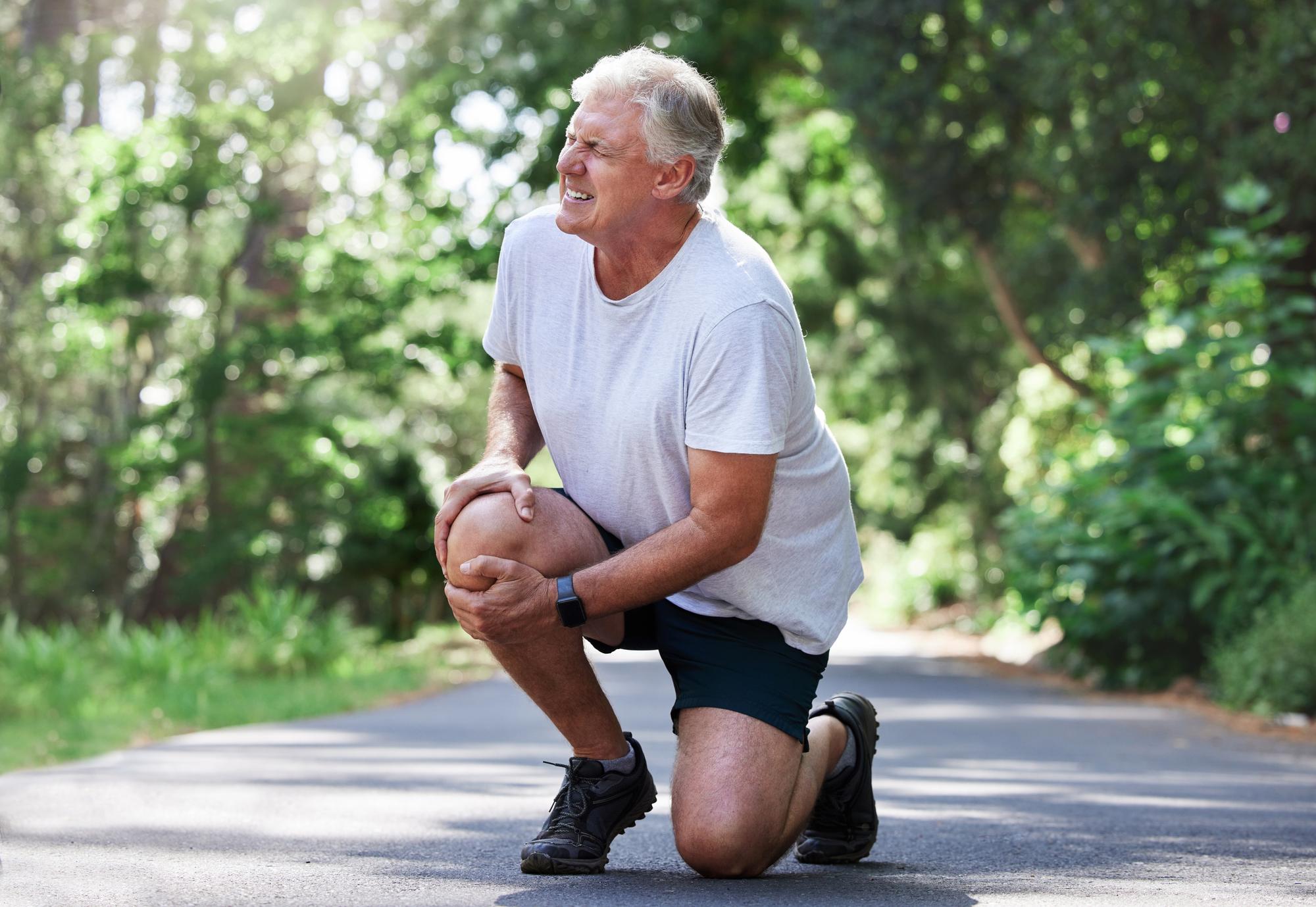 Le cataplasme peut-il aider une douleur ou un genou gonflé ?