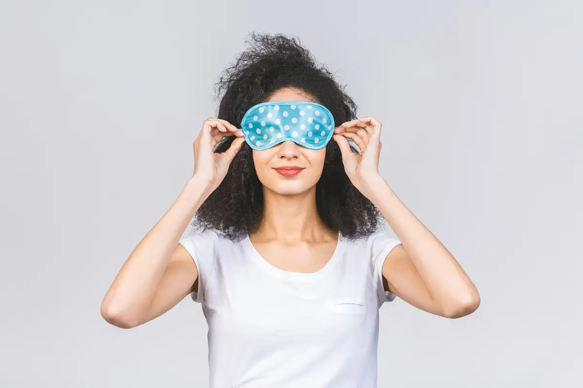 yeux gonflés compresse froide